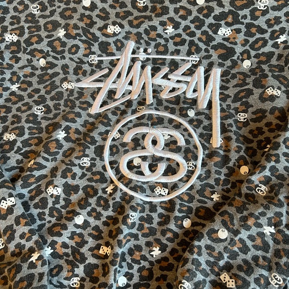 Stussy Women’s Grey Leopard Print Crewneck Sweatshirt - Picture 5 of 5